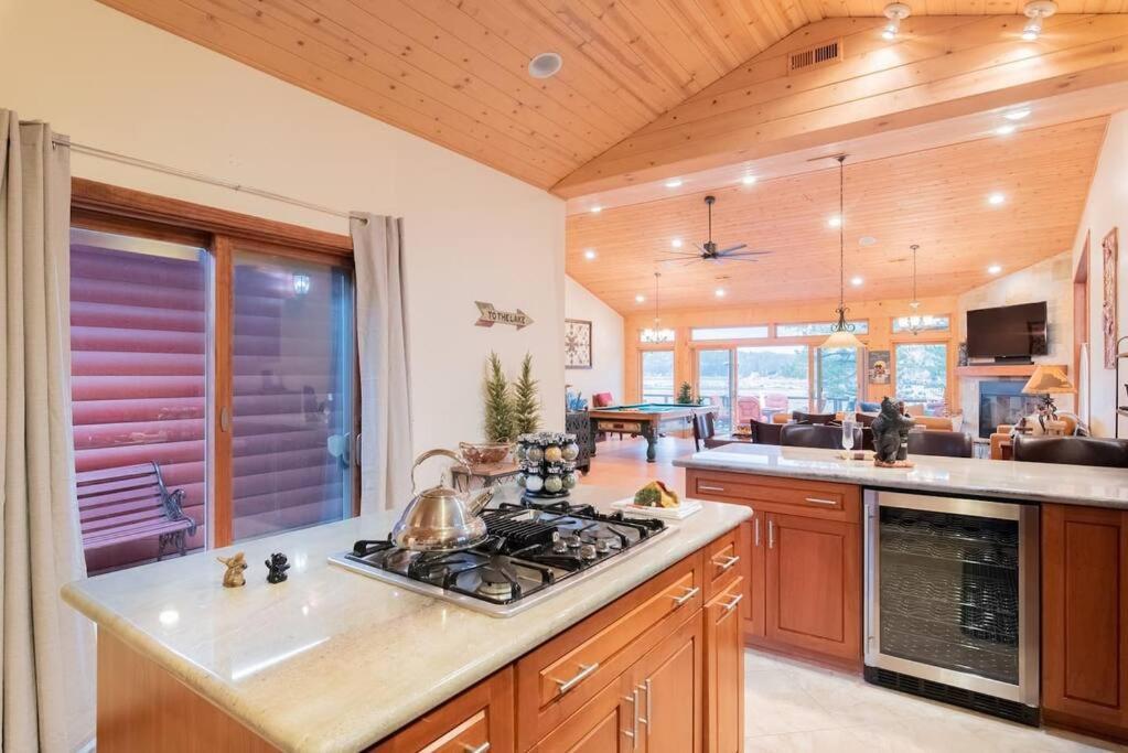 Lake Time Villa New Luxury With Hot Tub Big Bear Lake Exterior photo