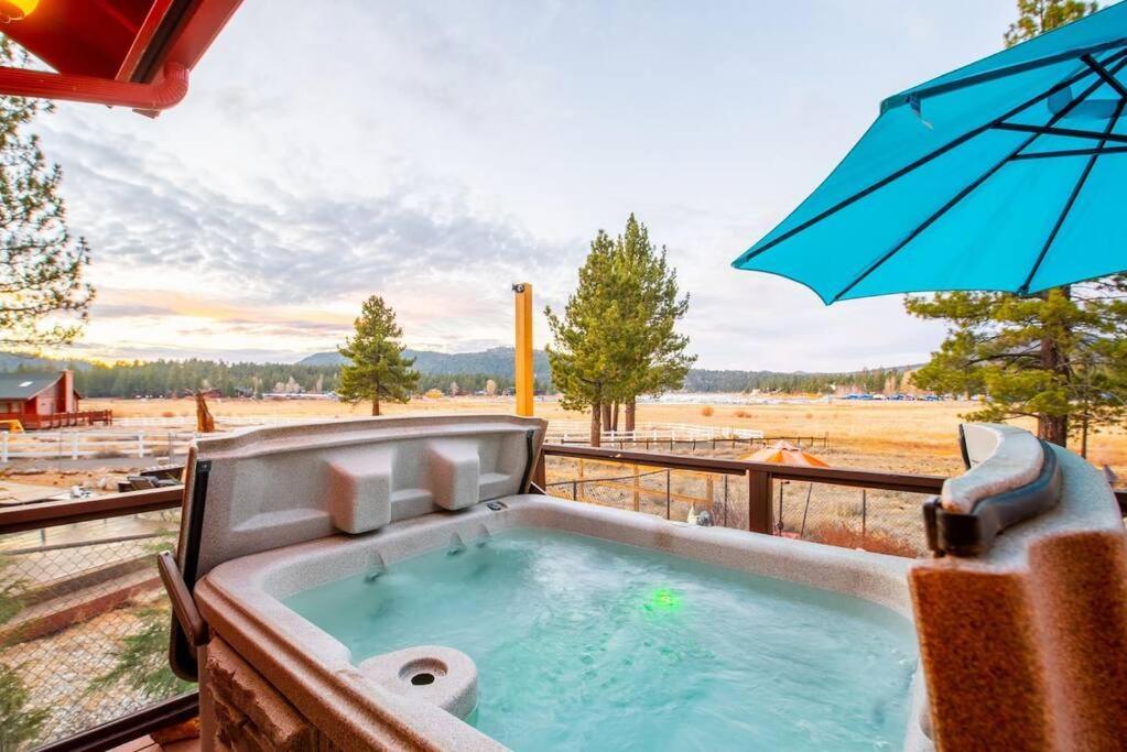 Lake Time Villa New Luxury With Hot Tub Big Bear Lake Exterior photo